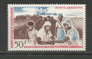 Nők  /briefmarke/
